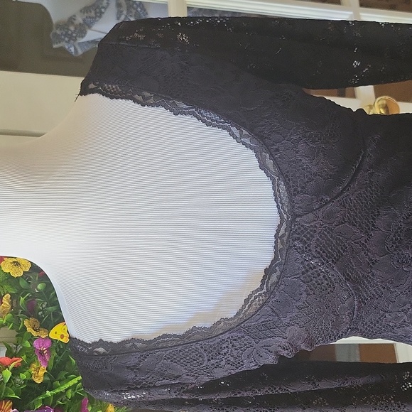 New Free People Elegant Black Lace Bodysuit - Picture 3 of 7
